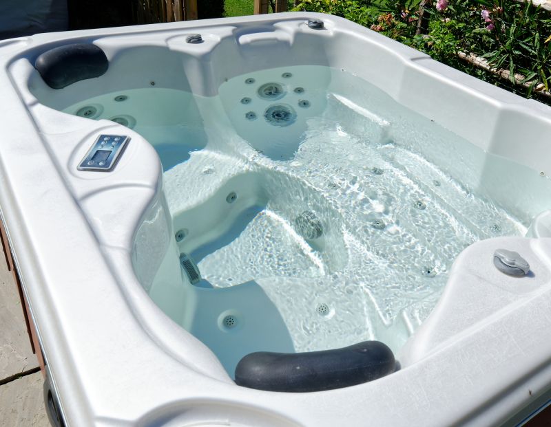 Luxury Whirlpool Bathtub